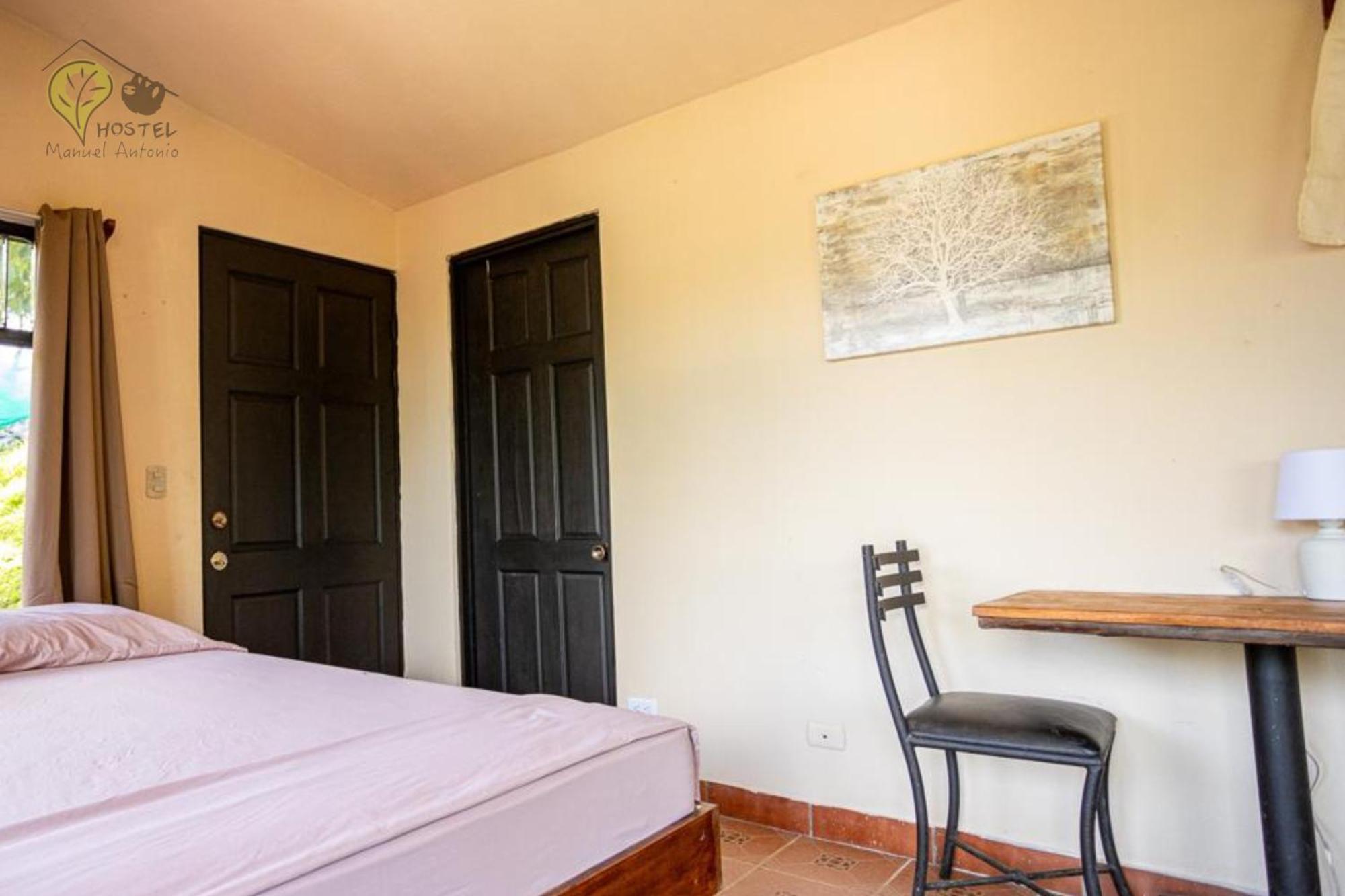 Manuel Antonio Hostel ภายนอก รูปภาพ