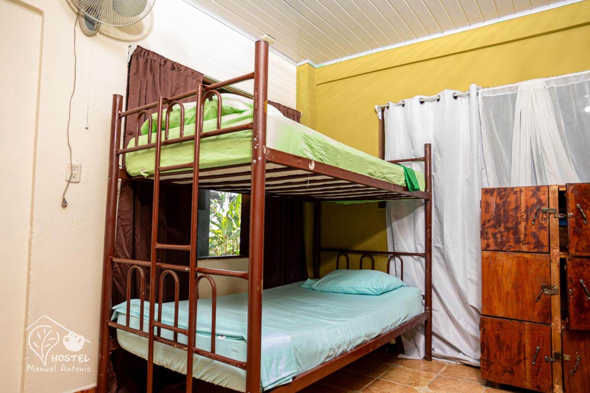 Manuel Antonio Hostel ภายนอก รูปภาพ