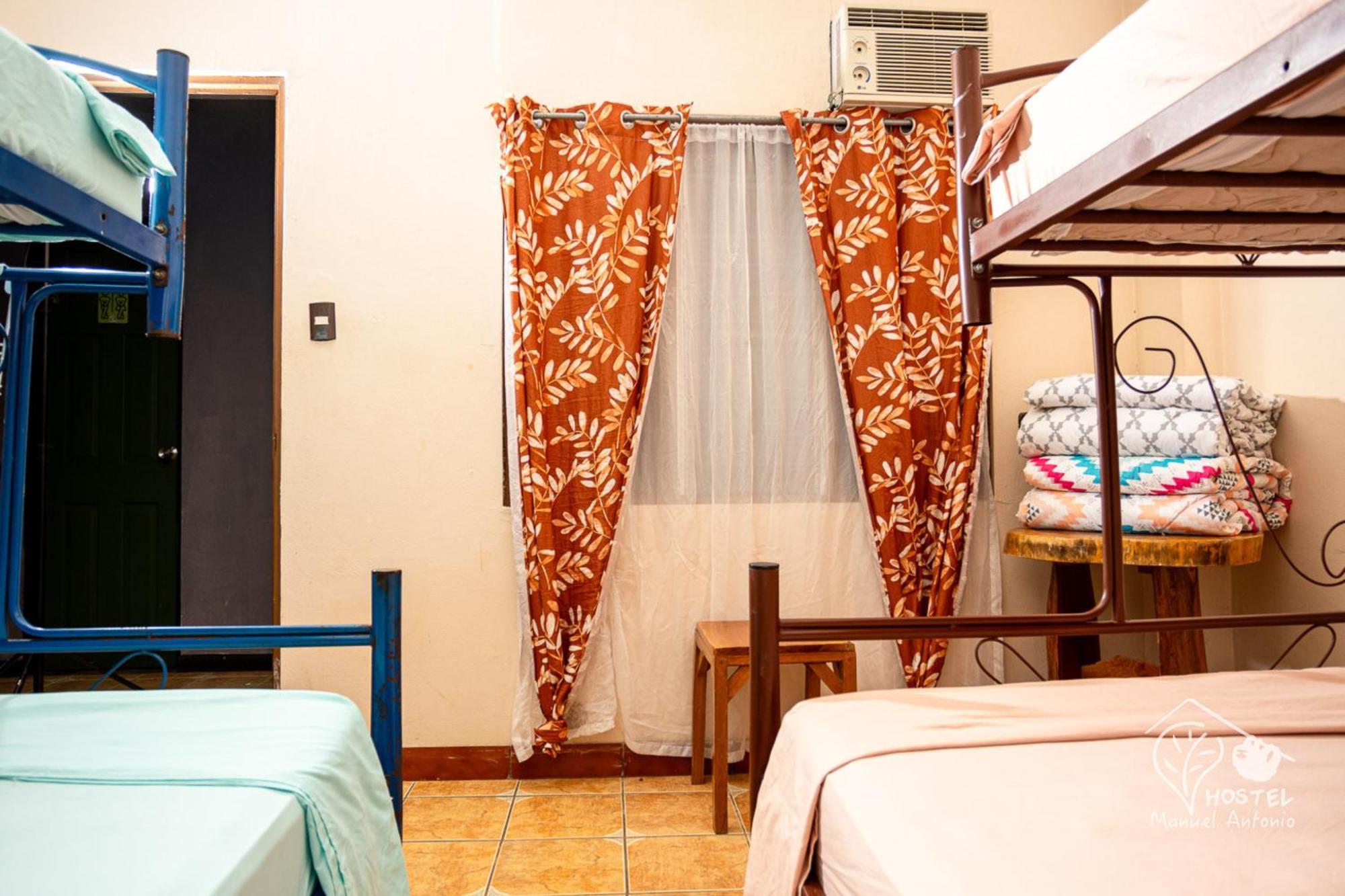 Manuel Antonio Hostel ภายนอก รูปภาพ