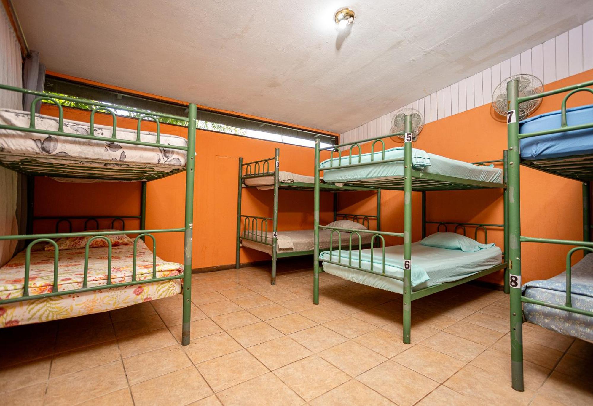 Manuel Antonio Hostel ภายนอก รูปภาพ