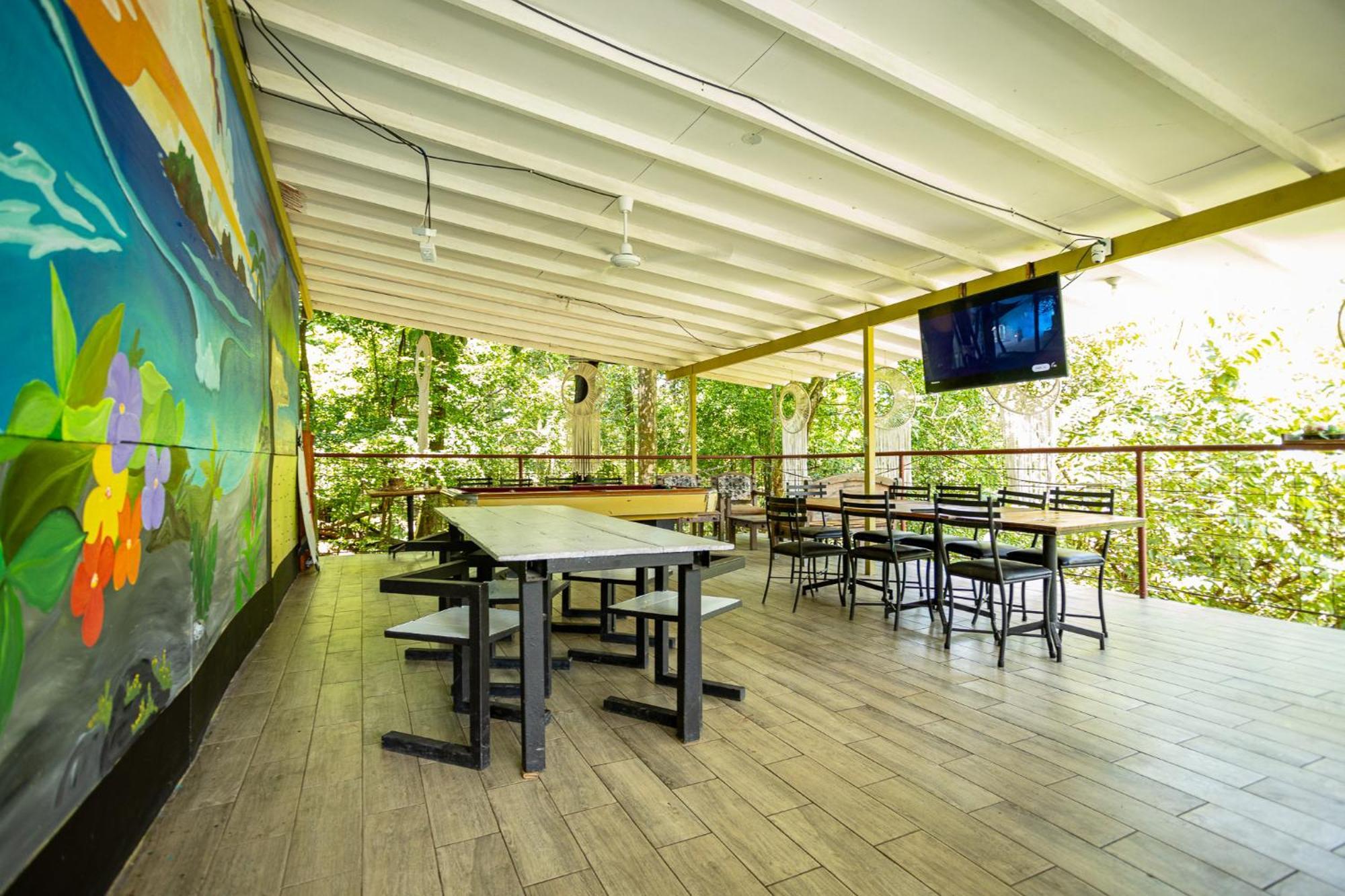 Manuel Antonio Hostel ภายนอก รูปภาพ